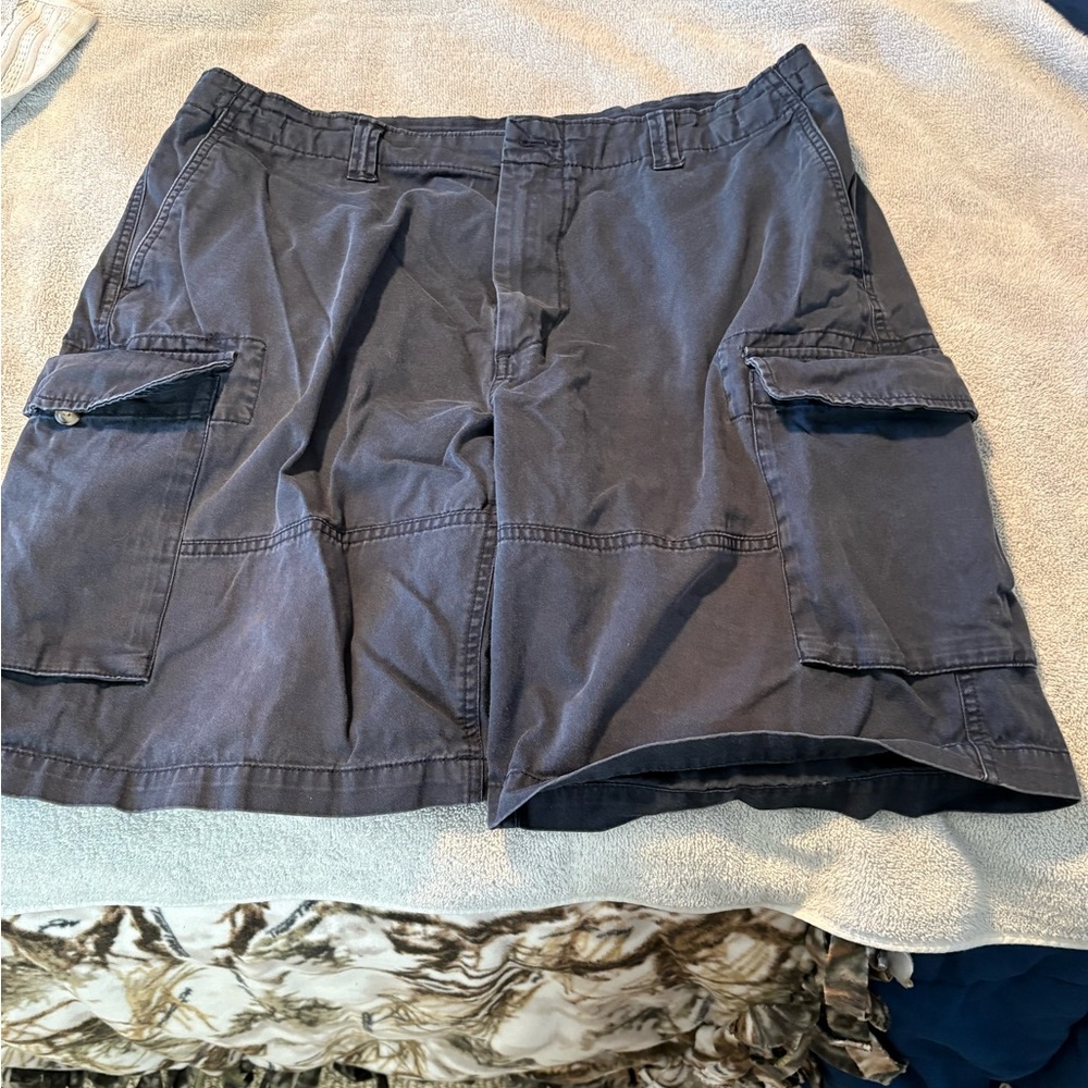 Ralph Lauren Men's Dark Gray Cargo Shorts
